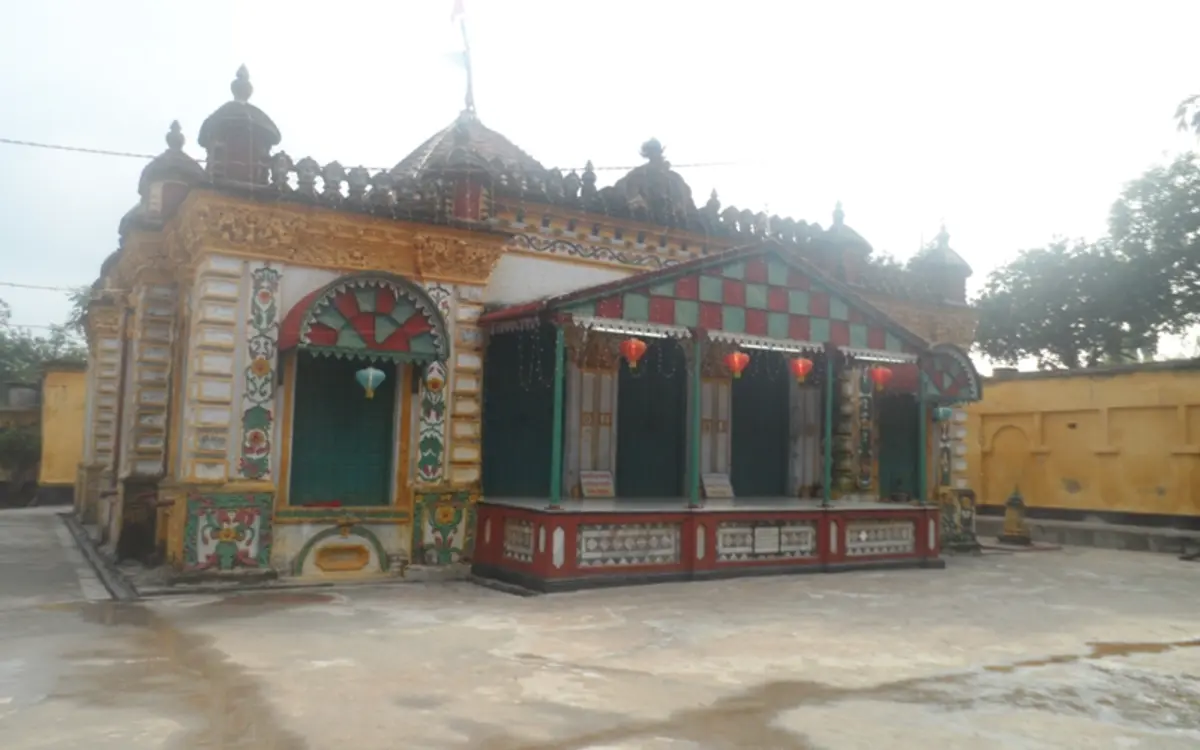 দিনাজপুর রাজবাড়ি, দিনাজপুর
