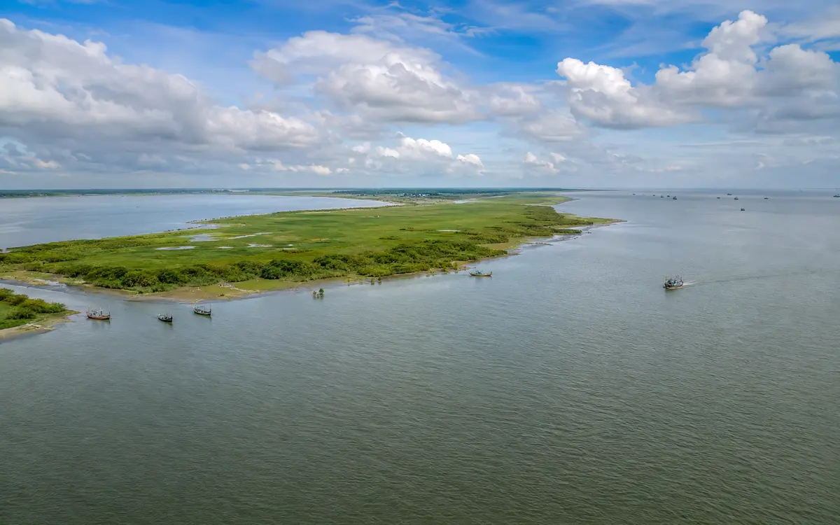 ঢালচর ও মেঘনা মোহনা, ভোলা