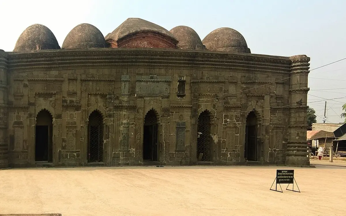 তাহখানা কমপ্লেক্স, চাঁপাইনবাবগঞ্জ